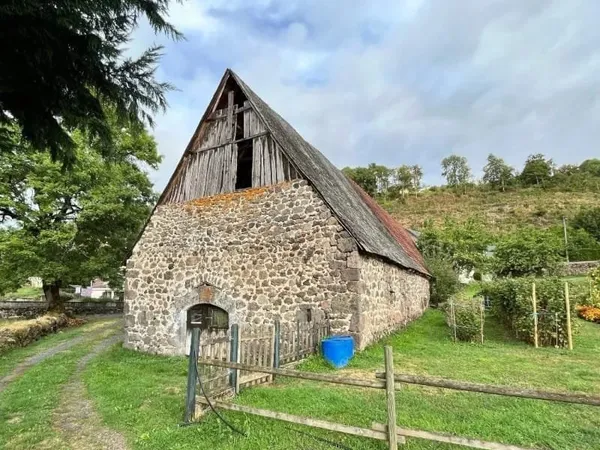 Maison 2 pièces 370 m²
