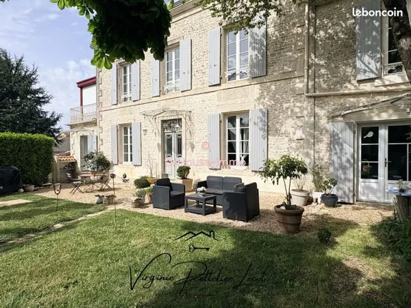 Maison 8 pièces 145 m²