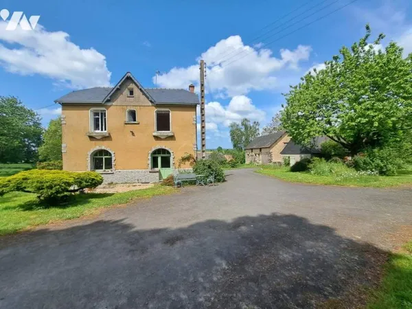 Maison 11 pièces 250 m²