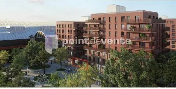 Local commercial 82 m²