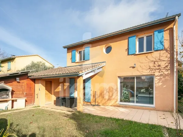 MAISON FAMILIALE