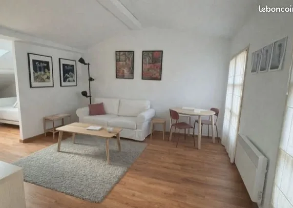 Charmant studio 2 pièces dans secteur Saint Pierre