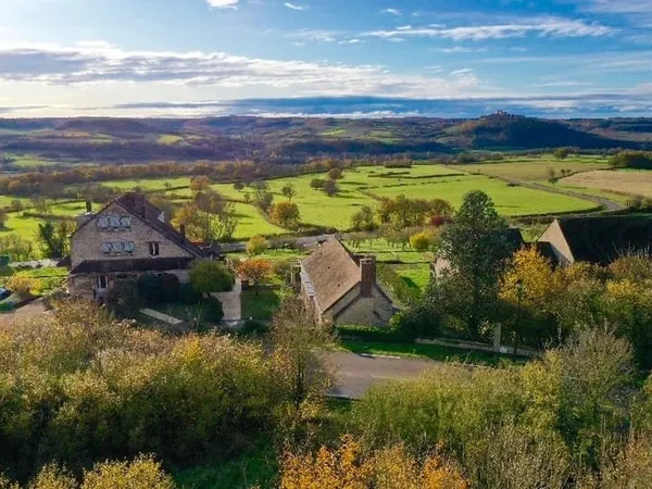 Un domaine d'exception face à Vézelay