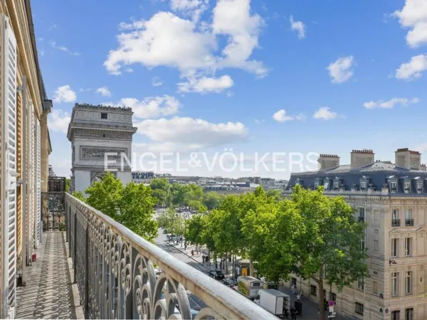 Appartement 6 pièces 146 m²