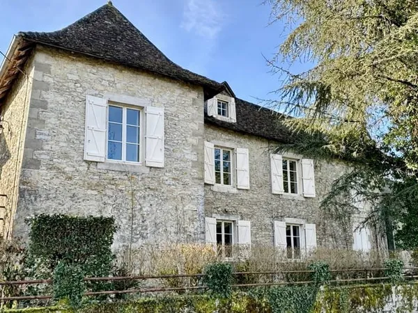 Maison Vente Creysse 8p 229m² 447300€