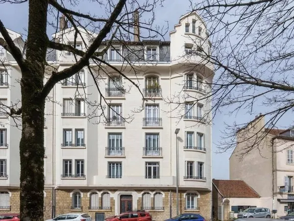 Appartement 4 pièces 90 m²