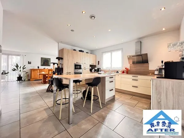 MAISON DE PLAIN-PIED 202 M² AVEC TERRAIN 1105 M²