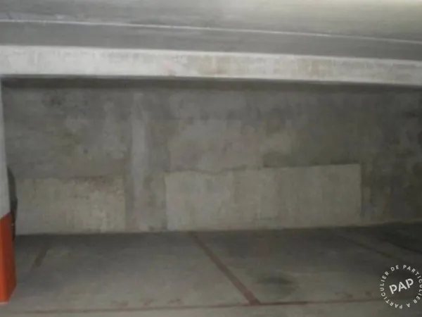 Garage/Parking