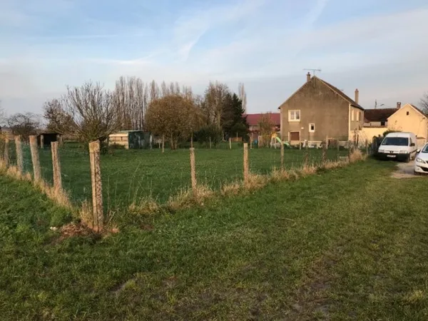Terrain 313 m²