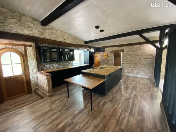 Maison 3 pièces 265 m²