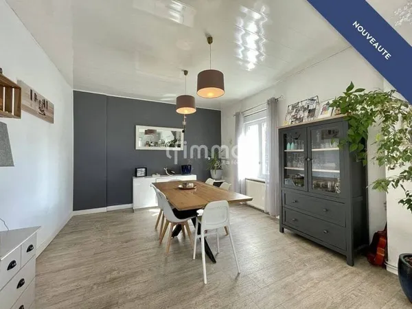 Maison 9 pièces 203 m²