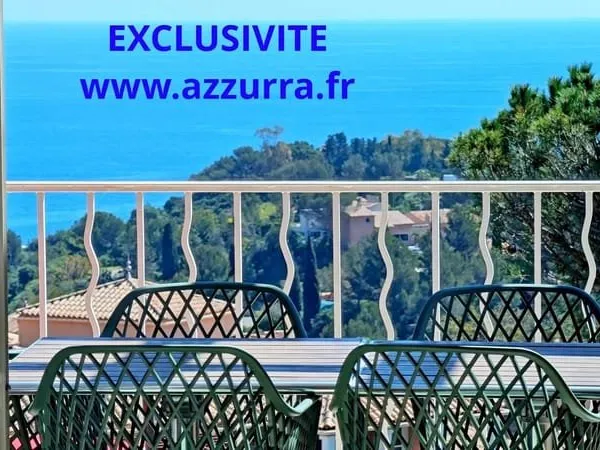 AGAY CAP ESTEREL 2 PIECES DERNIER ETAGE VUE MER PANORAMIQUE