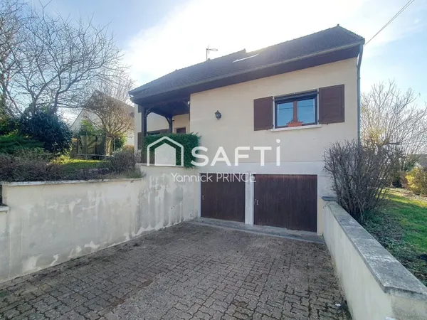 Pavillon familial, 8 pièces, 5 chambres, sous sol!