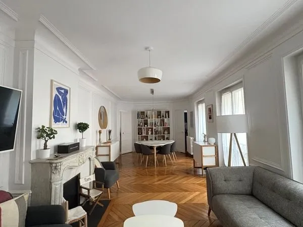Appartement 76m2 + chambre de service 6M2 + cave 10m2