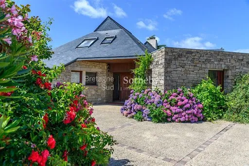 Maison 7 pièces 197 m²
