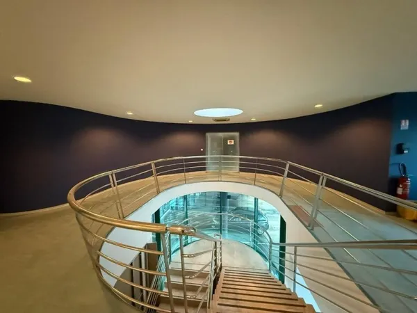 Bureaux 638 m²