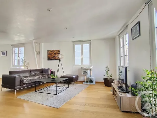 Appartement 6 pièces 110 m²