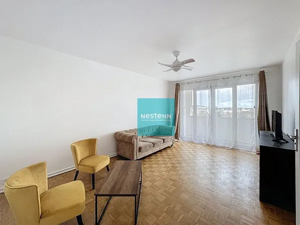 Appartement F3 67 m² - Dernier étage - Cave et parking extérieur