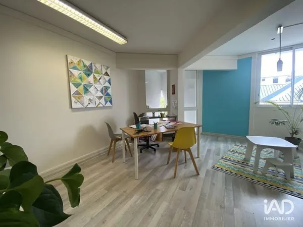 Bureaux 105 m²