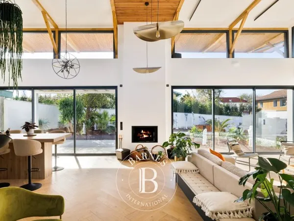 ANGLET 5 CANTONS, MAGNIFIQUE MAISON CONTEMPORAINE