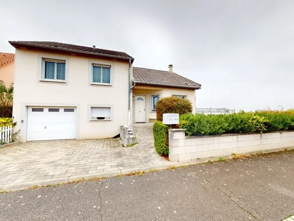 Maison individuelle F6 sur 6,08 ares à Basse-Ham.