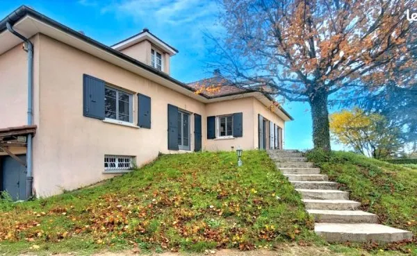 Maison 6 pièces 140 m²