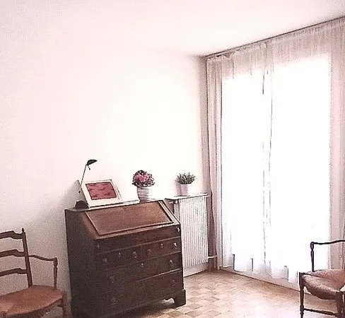 Studio 20 m2, à 2 mnà pied du métro mairie Montrouge