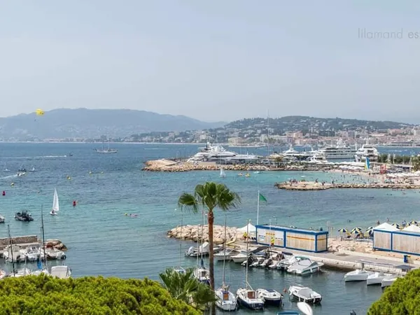 EXCLUSIVITE -POINTE CROISETTE - PALM BEACH - TOIT TERRASSE VUE MER