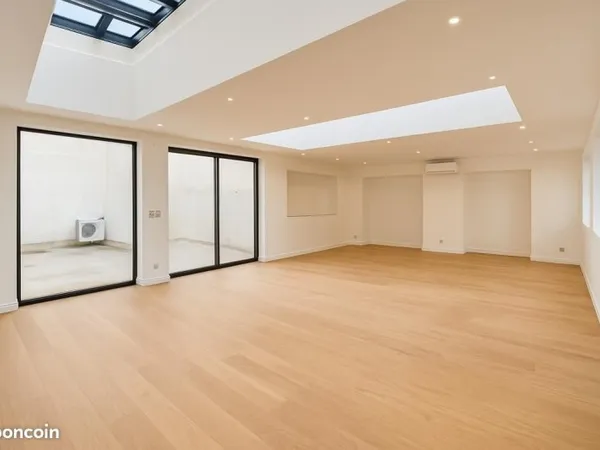 Appartement 5 pièces 181 m²