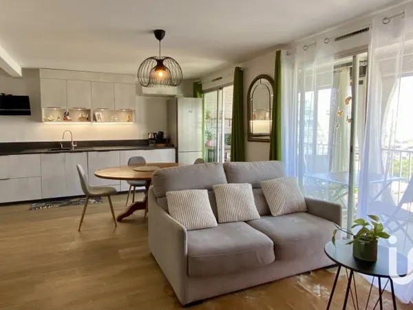 Appartement 2 pièces 65 m²