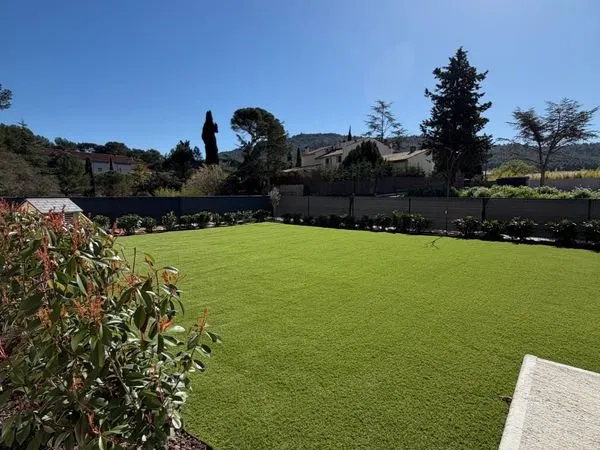 Maison neuve T4 lumineuse plein sud - Roquefort La Bédoule