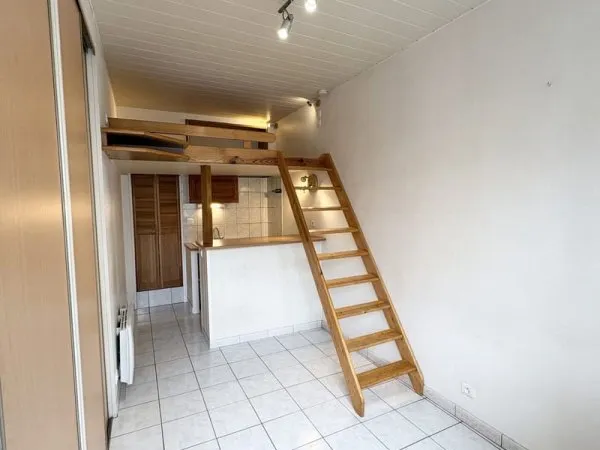 VERDUN - STUDIO - PROCHE CENTRE-VILLE