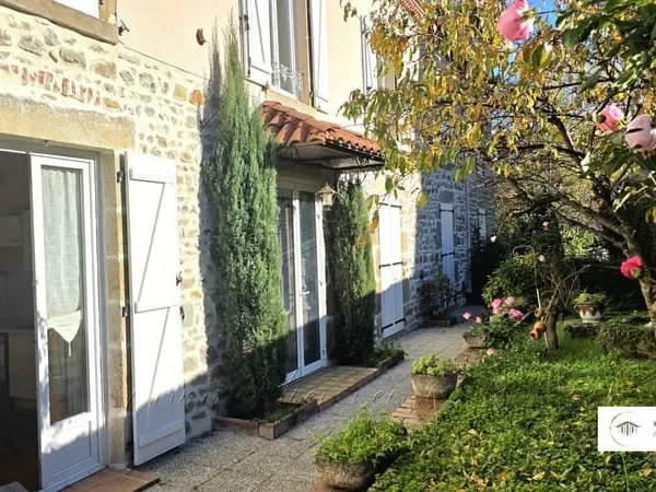 Maison de Maître au coeur du centre historique d'Issoire