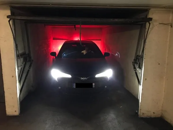 Parking 13 m²