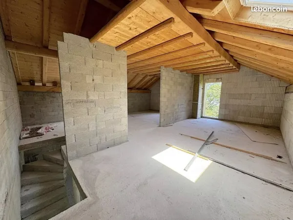 Immeuble 15 pièces 450 m²