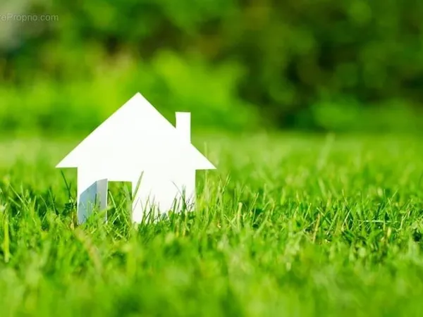 Terrain 1030 m²