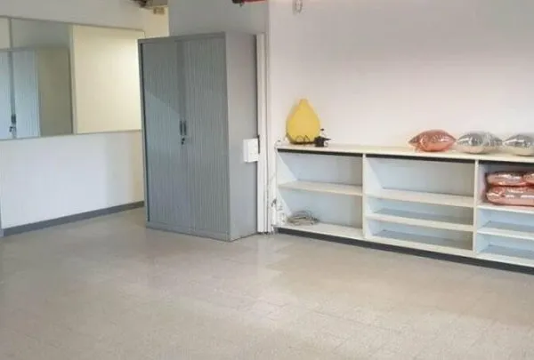 À louer - locaux d'activité de 570 m² à Avignon