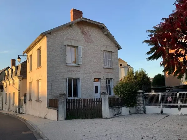 Maison de 85m² avec jardin centre ville LA ROCHE POSAY