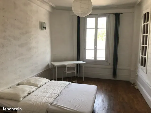 Colocation d étudiants : chambre meublée quartier Sans Souci Lyon 3