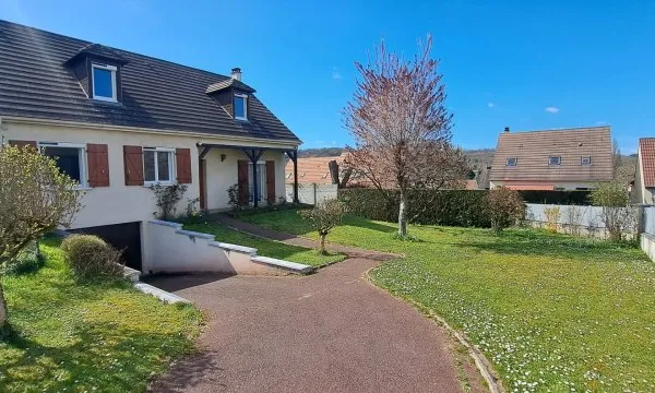 Maison 8 pièces 163 m²