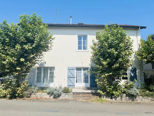 Bien immobilier de rendement Vente Lesperon   390000€