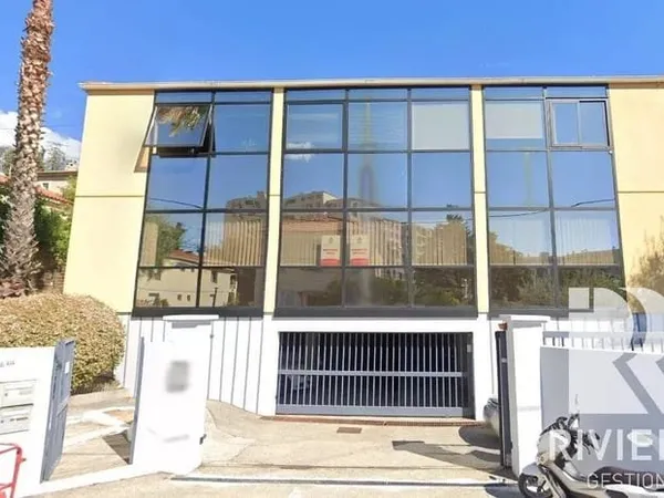 Bureaux 70 m²