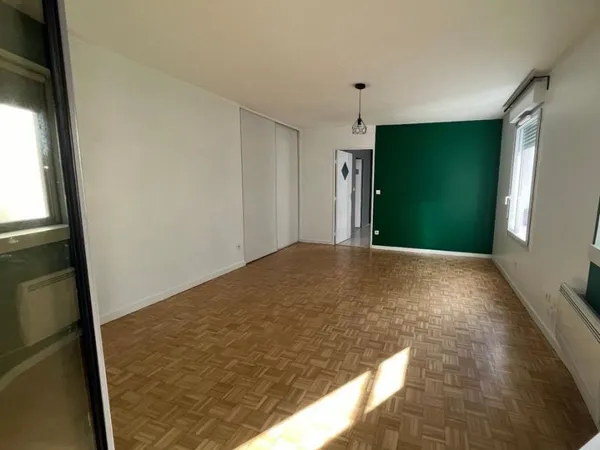 2 pièces de 51, m²