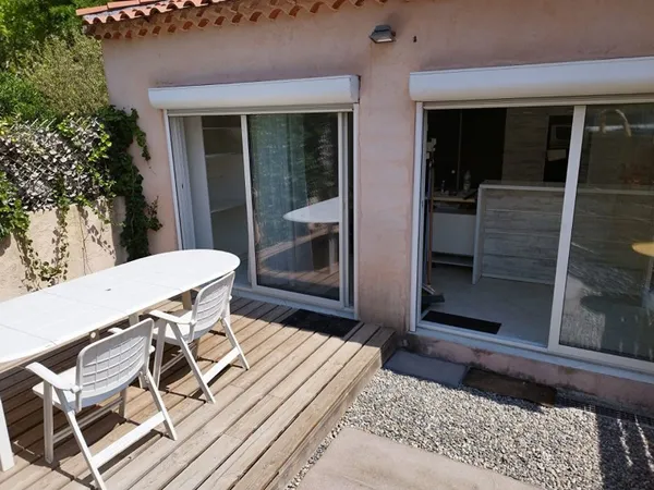 Maison Saint Cyr Sur Mer Quartier Les Leques de 2 pièces de 3...