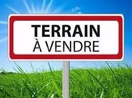 Terrain 820 m²