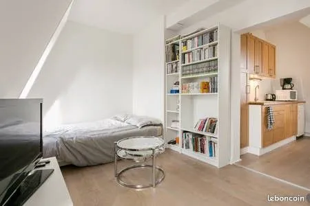 Studio coeur village d'Auteuil 23 m2 meublé 7ème étage ascenseur