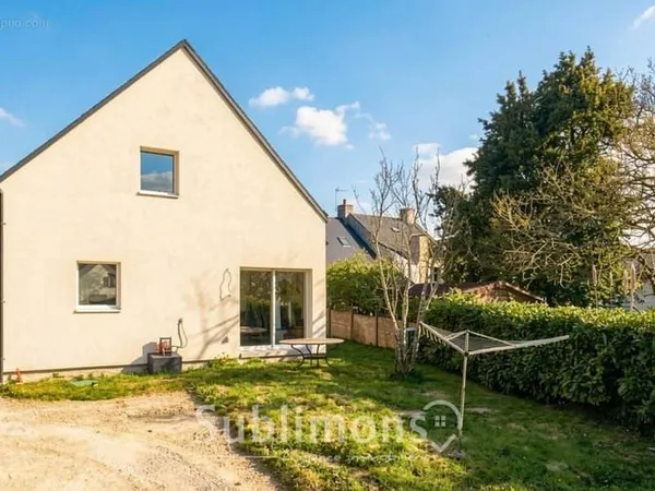 Maison neuve proche Bourg