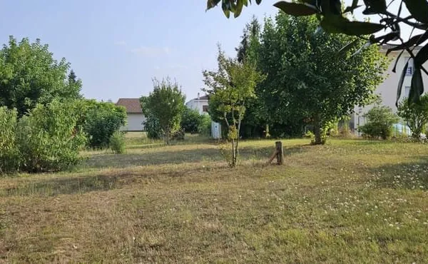 Terrain constructible à proximité de l'Hyper Centre de Mont-de-Marsan