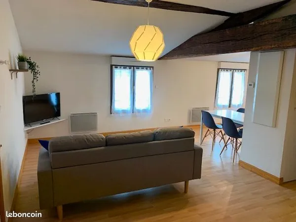 Appartement T2 meublé - Hyper centre de Niort - Avec Parking
