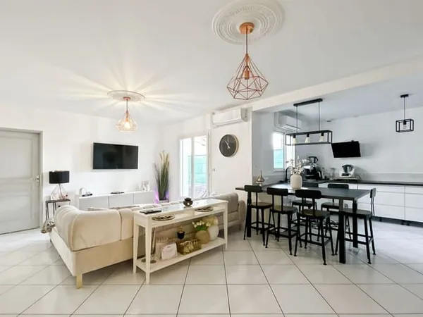 Maison 7 pièces 156 m²